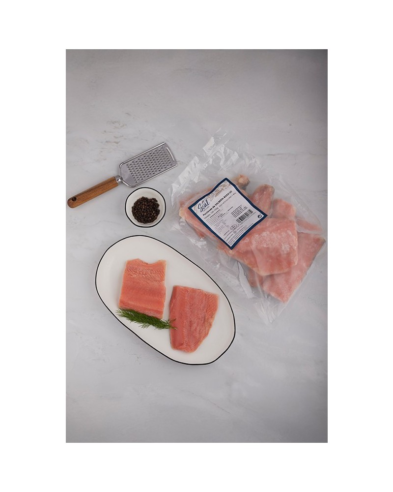 Porciones de Salmón Rosado con piel y sin espinas